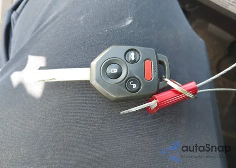 2011 Subaru Legacy 2.5I Premium из США, поврежденный, VIN 4S3BMBG63B3216574